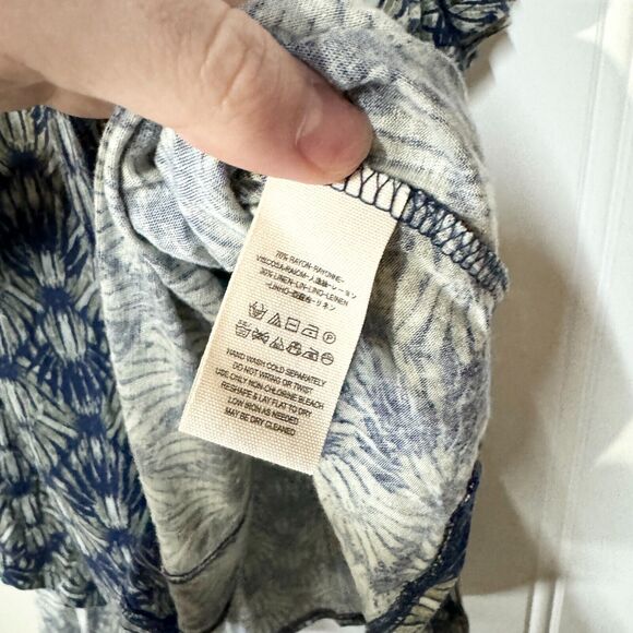 WE THE FREE Top Women Size Medium Linen Floral Cold Shoulder Flutter Sleeve Blue - Picture 3 of 5